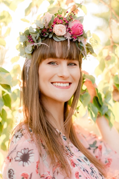 Retrato, jovem, mulher, parque