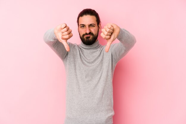 Retrato de un joven apuesto