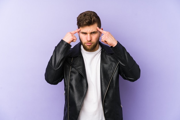 Retrato de un joven apuesto