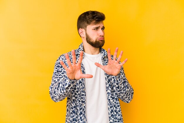 Retrato de un joven apuesto