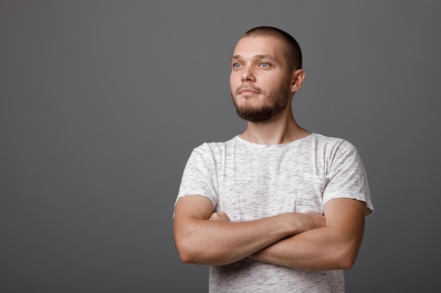 El retrato del joven barbudo