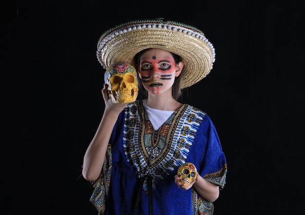 retrato, de, joven, mexicano, niña, con, calaveras