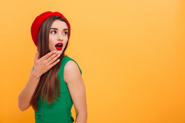 Retrato de una joven sorprendida