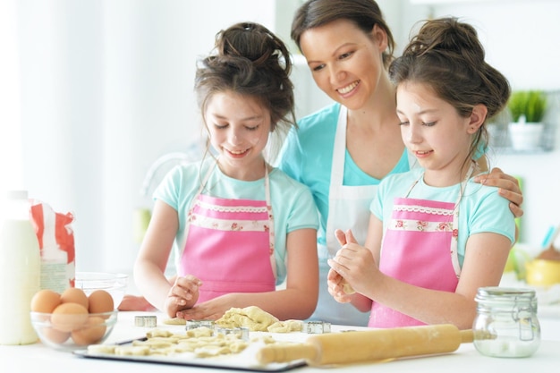 retrato, de, un, mamá, y, hija, cocinero