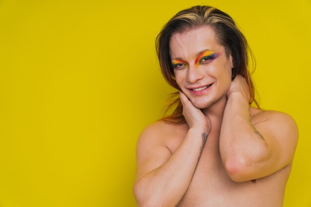 Retrato masculino transexual, soporte conceptual para gays, lesbianas, transgénero y contra la homofobia