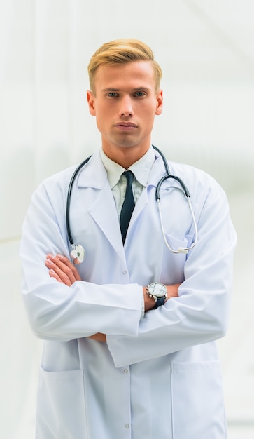 Retrato de un médico en el hospital