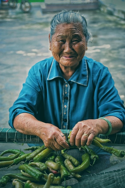 Retrato de una mujer anciana