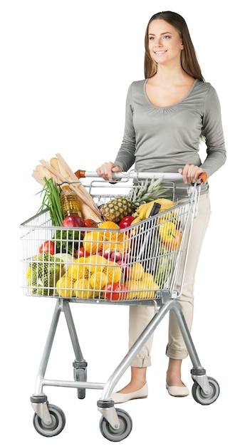 Retrato, de, un, mujer, empujar, un, carrito de compras, lleno, de, comestibles