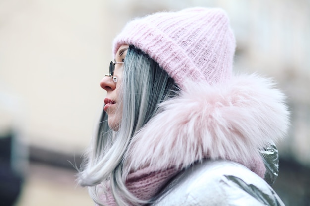 Retrato de mujer hermosa invierno