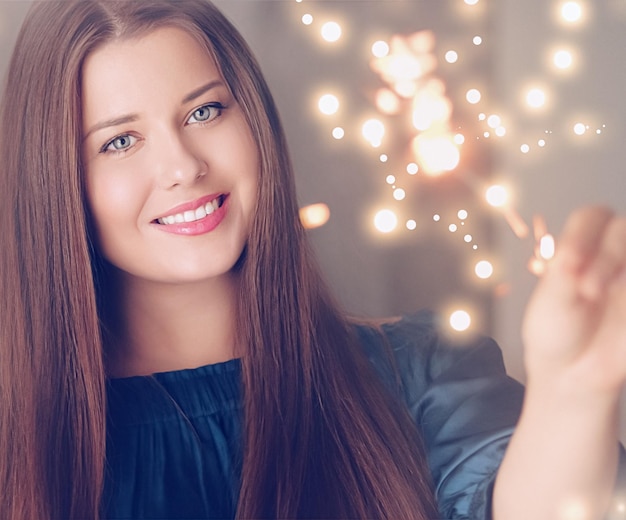 Foto retrato de una mujer joven