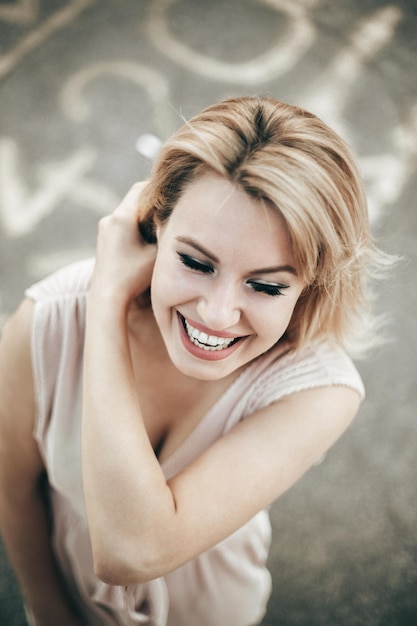 Retrato de una mujer joven