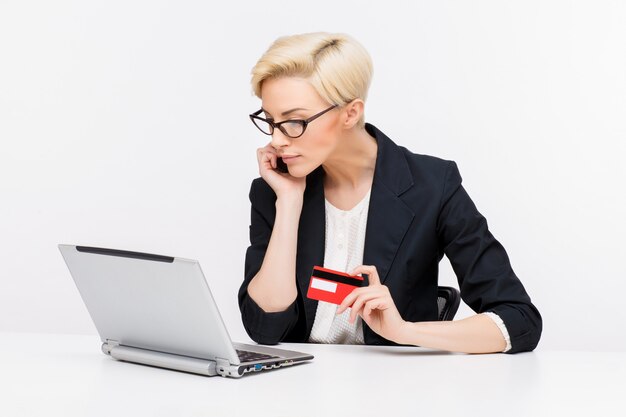 Retrato de mujer de negocios