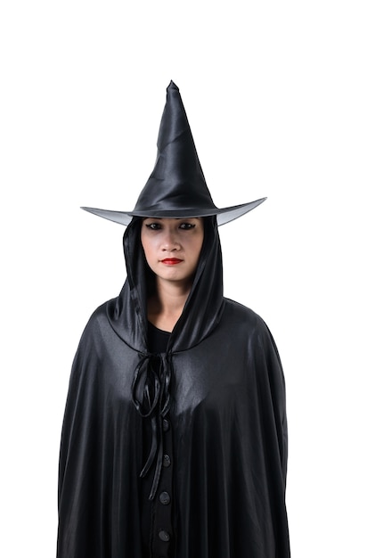 Foto retrato de mujer de negro scary bruja traje de halloween de pie con sombrero aislado