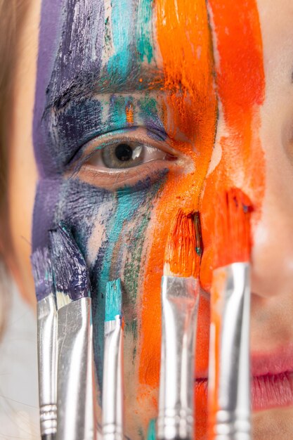 Foto retrato de una mujer en primer plano