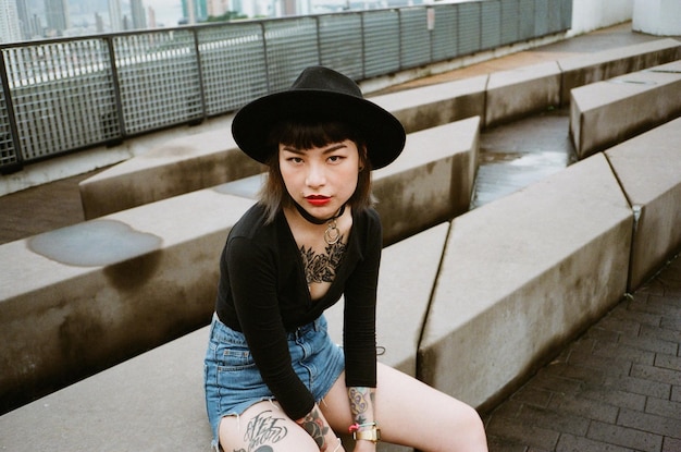 Retrato de una mujer con sombrero