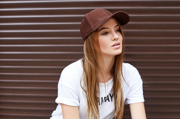 Retrato de una mujer con sombrero