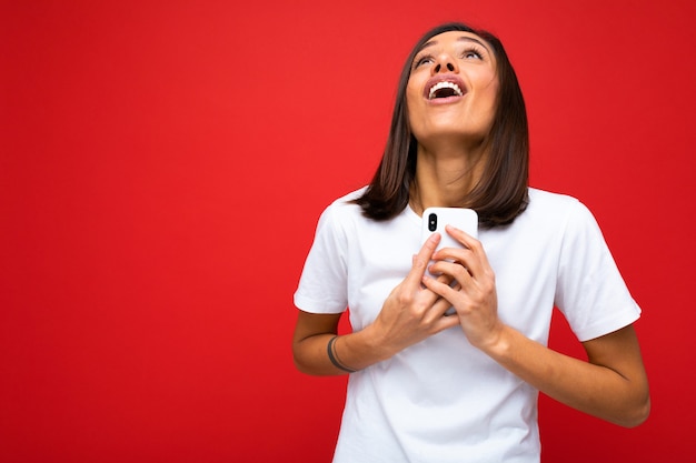 retrato mujer con telefono