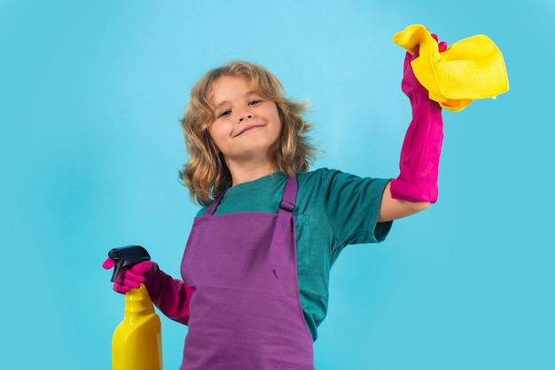 Retrato de niño limpieza concepto crecimiento desarrollo relaciones familiares Limpieza y hogar