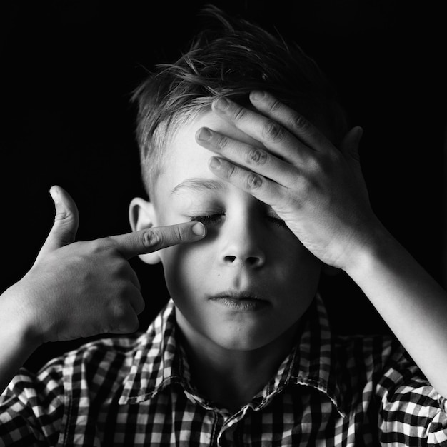 Foto retrato de un niño en primer plano