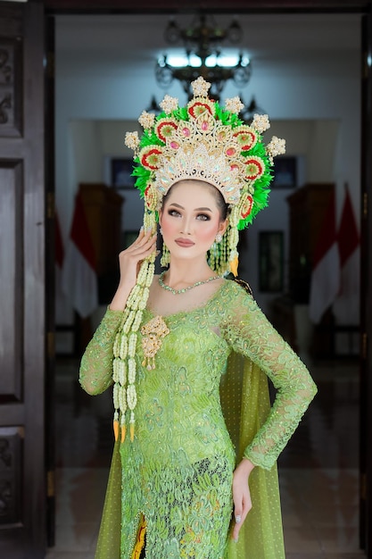 Foto retrato de la novia tradicional la novia indonesia