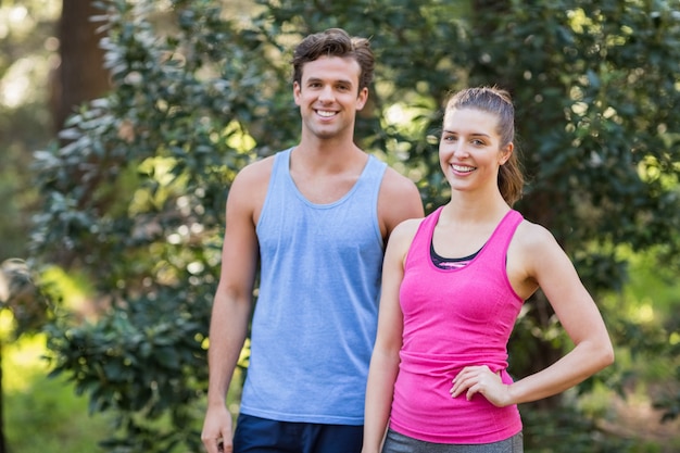 Retrato, de, sano, sonriente, pareja