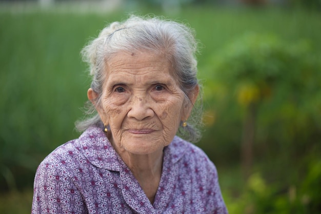 retrato, viejo, mujer asiática