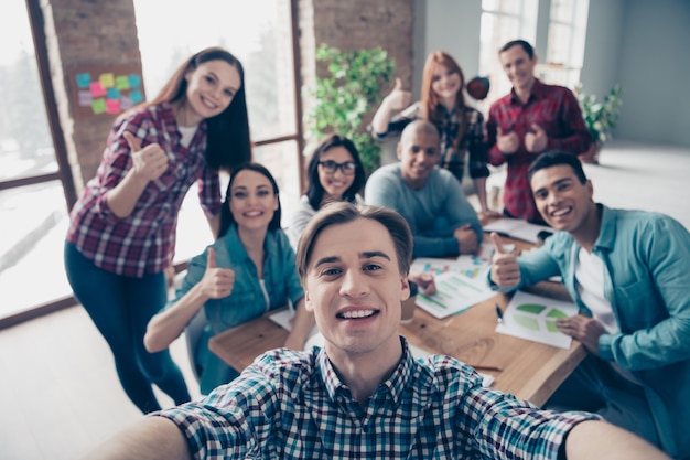 reunião de equipe no escritório