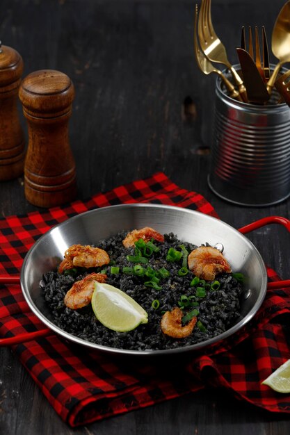 Rezept für schwarze Paella