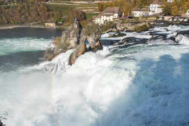 Rheinfall im Herbst, der größte Wasserfall Europas