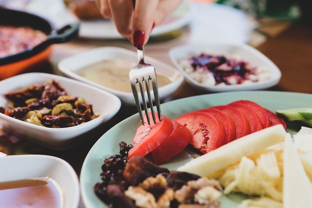 Rico y delicioso desayuno turco