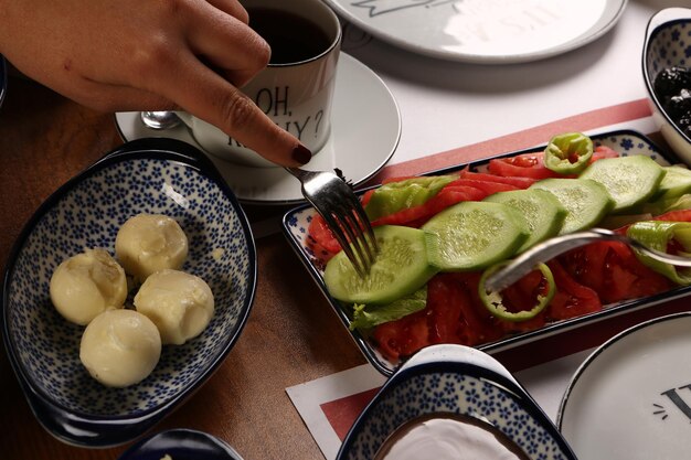 Rico y delicioso desayuno turco