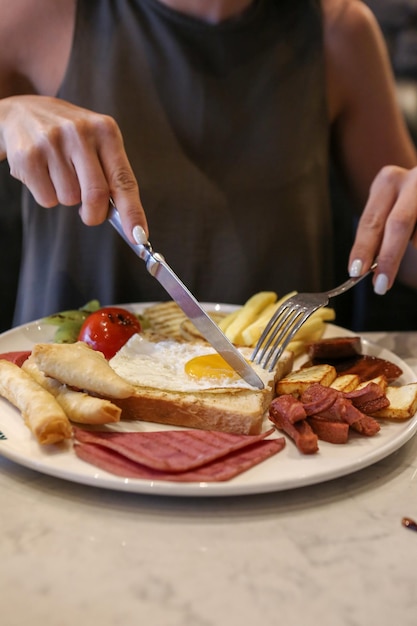 Rico y delicioso desayuno