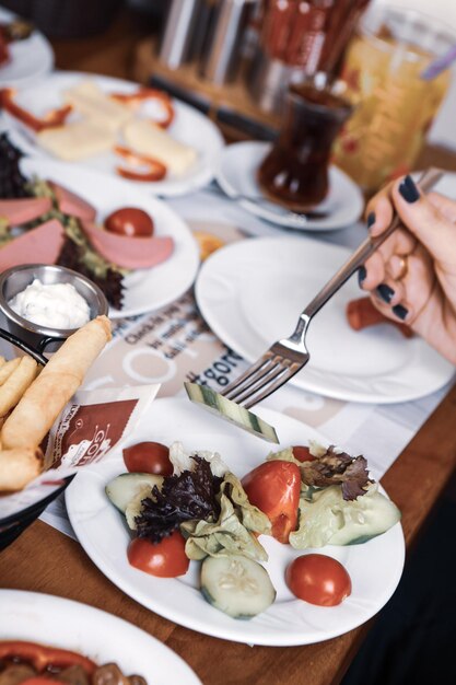 Foto rico y delicioso desayuno