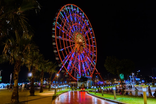 Riesenrad in der Nacht