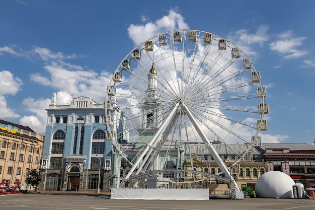 Riesenrad in der Stadt Kiew, Ukraine