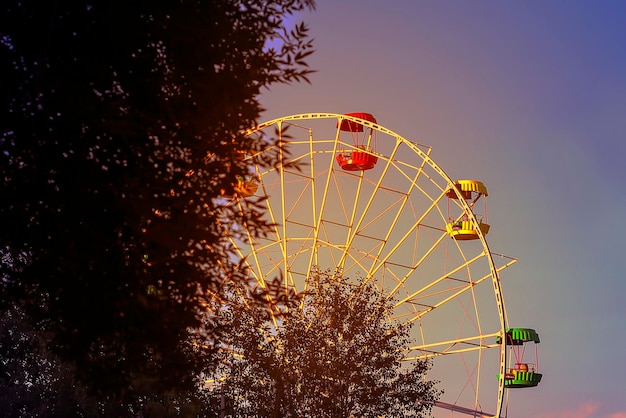 Riesenrad-Vergnügungspark