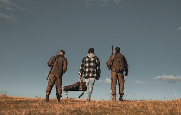 Rifles de caza americanos Caza sin fronteras Cazador con escopeta de caza