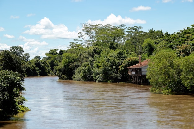 Rio apore na cidade turística brasileira lagoa santa no interior de goias