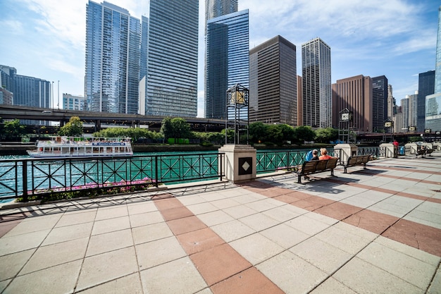 Río Chicago en Chicago, Illinois