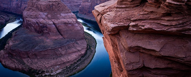 Río Colorado en la curva Horeseshoe panorámica del Gran Cañón