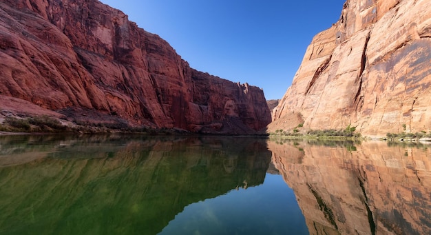 Río colorado en glen canyon arizona estados unidos de américa