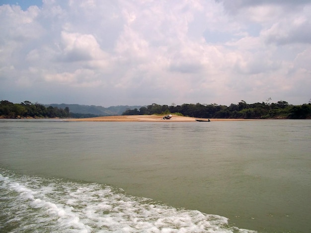 El río como frontera entre México y Guatemala