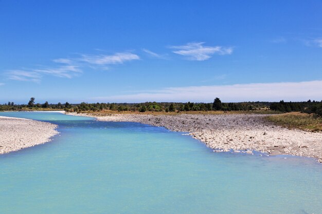 Foto el río en la costa oeste de la isla sur, nueva zelanda