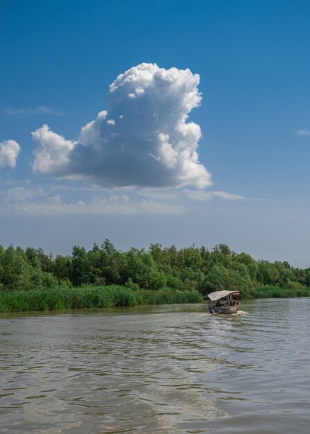 Rio Danúbio, perto da vila de Vilkovo, Ucrânia