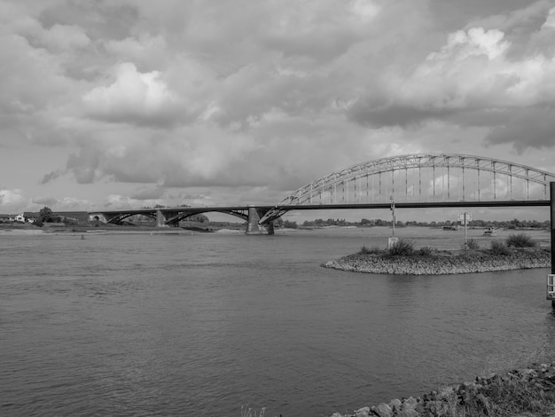 en el río Nijmegen