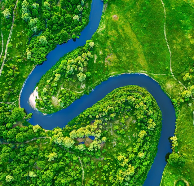 Rio nos prados