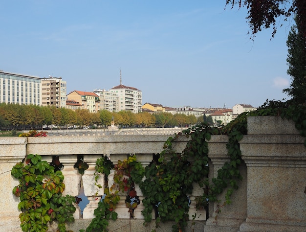 Río Po en Turín