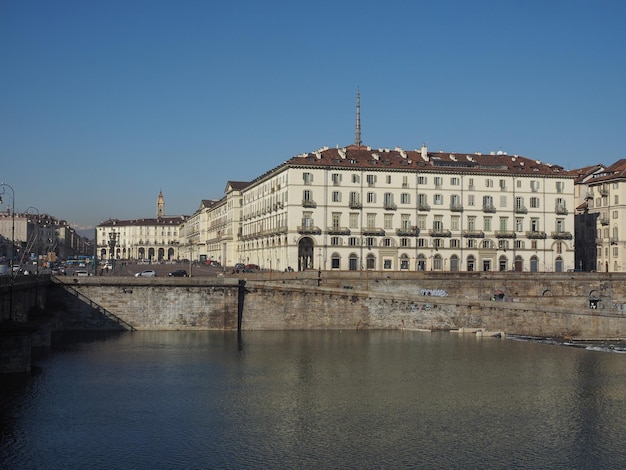 Río Po en Turín