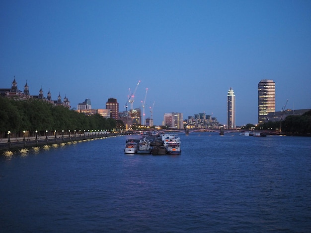 Río Támesis en Londres