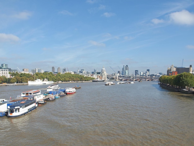 Río Támesis en Londres